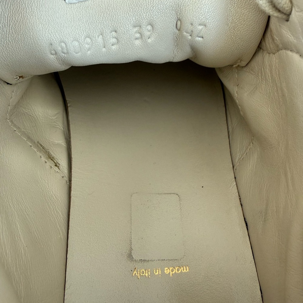 Gucci GG Canvas Sneakers | Neutral Monogram | - Picture 6 of 8